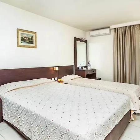 Elinotel Polis Hanioti