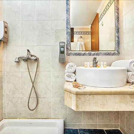 Elinotel Polis Hotel