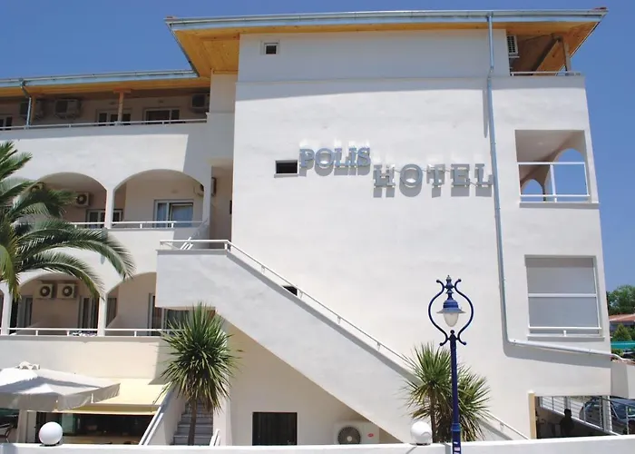 Elinotel Polis 3* ハニオティス