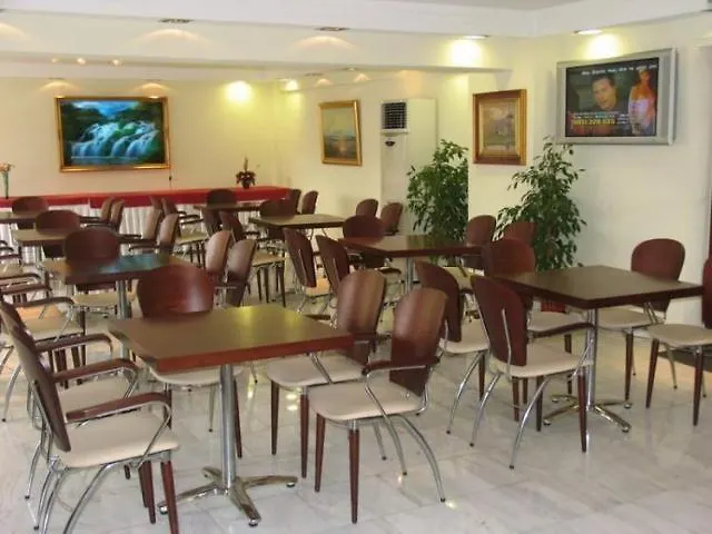 Elinotel Polis