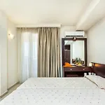 Elinotel Polis