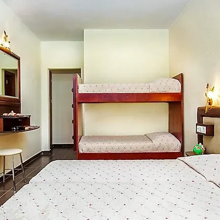Elinotel Polis
