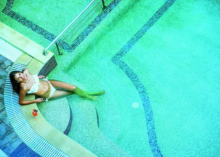 Elinotel Polis Ханиоти