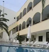 Elinotel Polis فندق هانيوتي