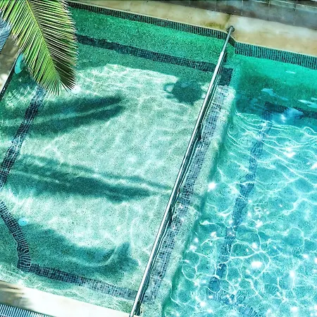 Elinotel Polis فندق 3*