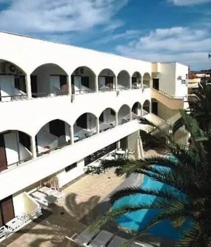 Elinotel Polis Hanioti
